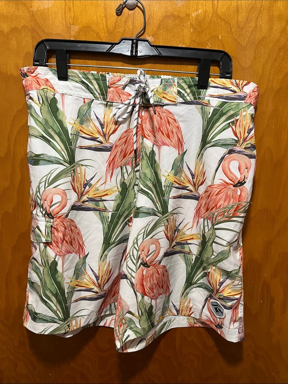 Spicy Tuna Men's Floral Swim Trunks - Green/White/Orange